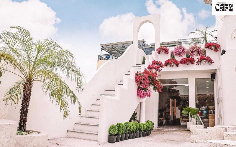 Top 10+ quán cafe quận 10 vừa đẹp, vừa chill cho hội sống ảo Vòm Coffee