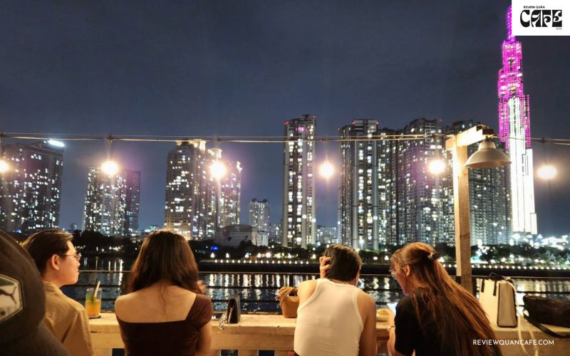 Top 7 quán cafe Quận 2 view Landmark 81 đẹp nhất Sài Gòn Chạng Vạng Rooftop