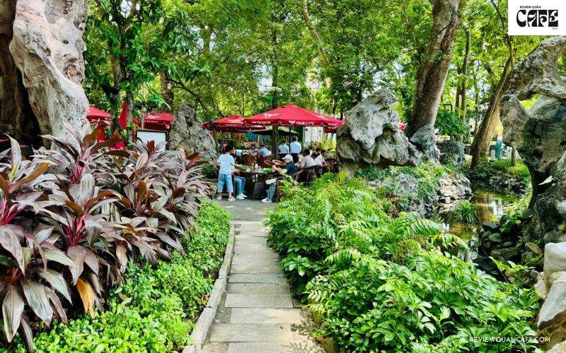 Review quán cafe Vườn Đá: Không gian xanh mát bên Đầm Sen Thông tin đôi nét về quán cafe Vườn Đá